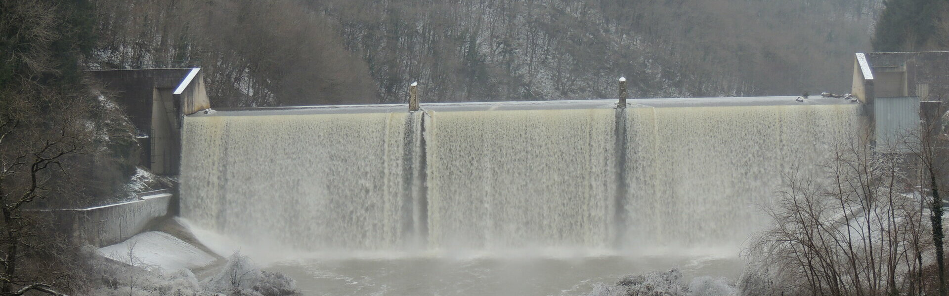 Barrage de Prat à Sainte-Thérence