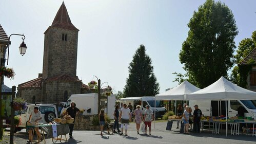 Marché - Place St Julien 