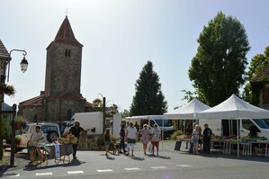 Marché - Place St Julien 